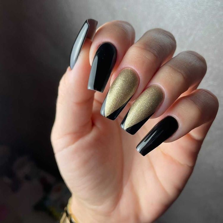 JustNails.pl Produkty do paznokci NAILU Lakier hybrydowy #604 King 8ml